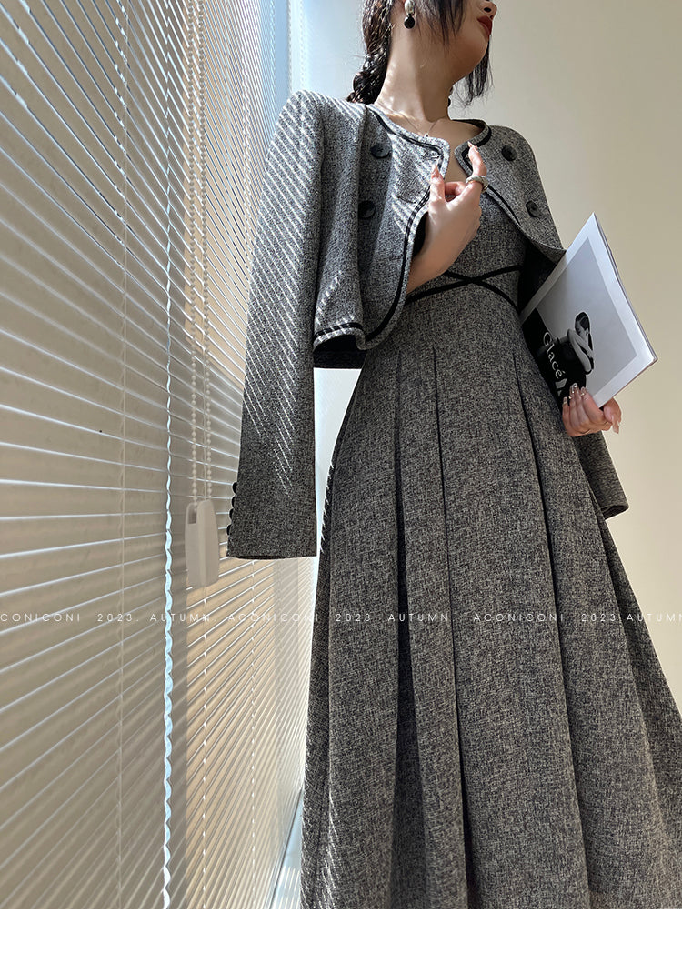 Aconiconi  Elegant gray pleated dress and short jacket - Kawashima Girl