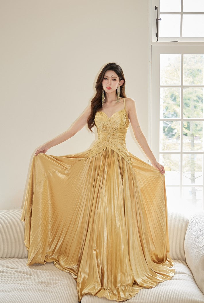 DOLLY Elegant Gold Sleeveless Beaded Pleated Large Swing Dress-GRACIA (V)