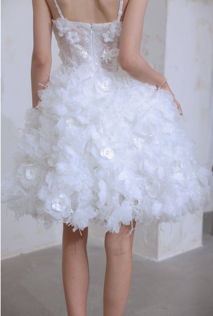 DOLLY Elegant White Embroidery Sleeveless short full Wedding Dress-Benny
