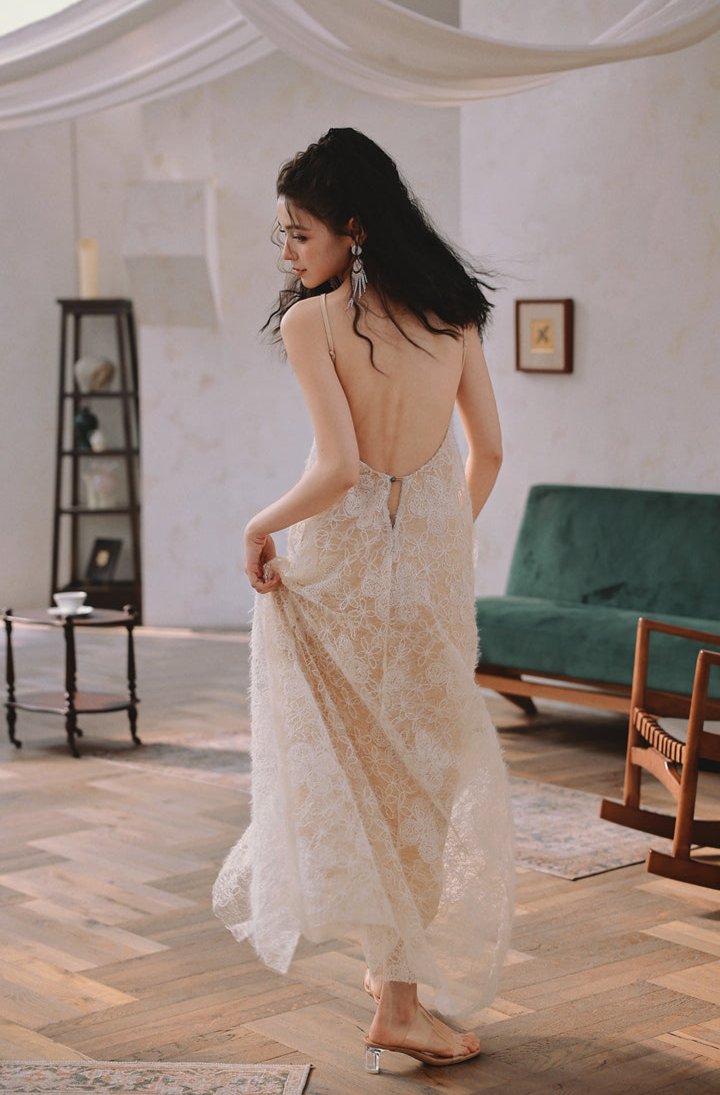 DOLLY Elegant Off White Retro Halter Neck Backless holiday Dress-JADE