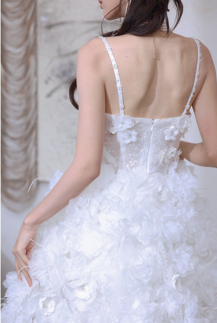 DOLLY Elegant White Embroidery Sleeveless short full Wedding Dress-Benny