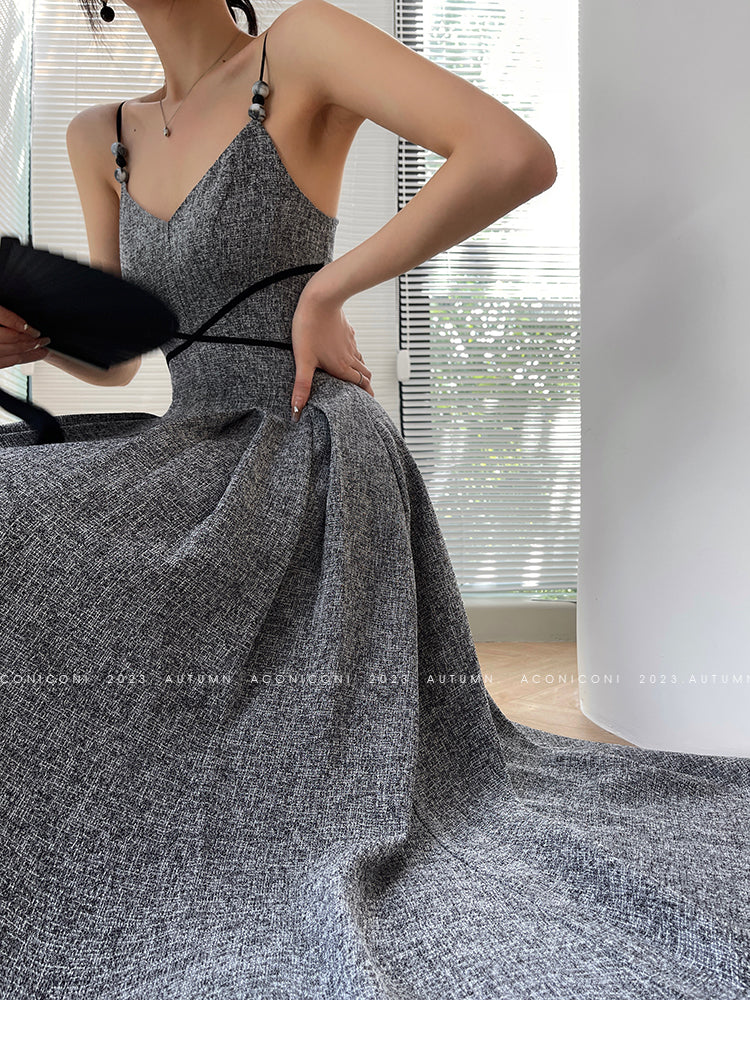 Aconiconi  Elegant gray pleated dress and short jacket - Kawashima Girl