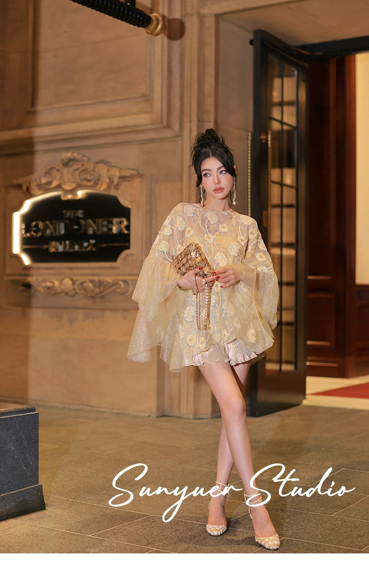 Exquisite Three-dimensional flower cape top + gilt wavy short suit set - Ilyia