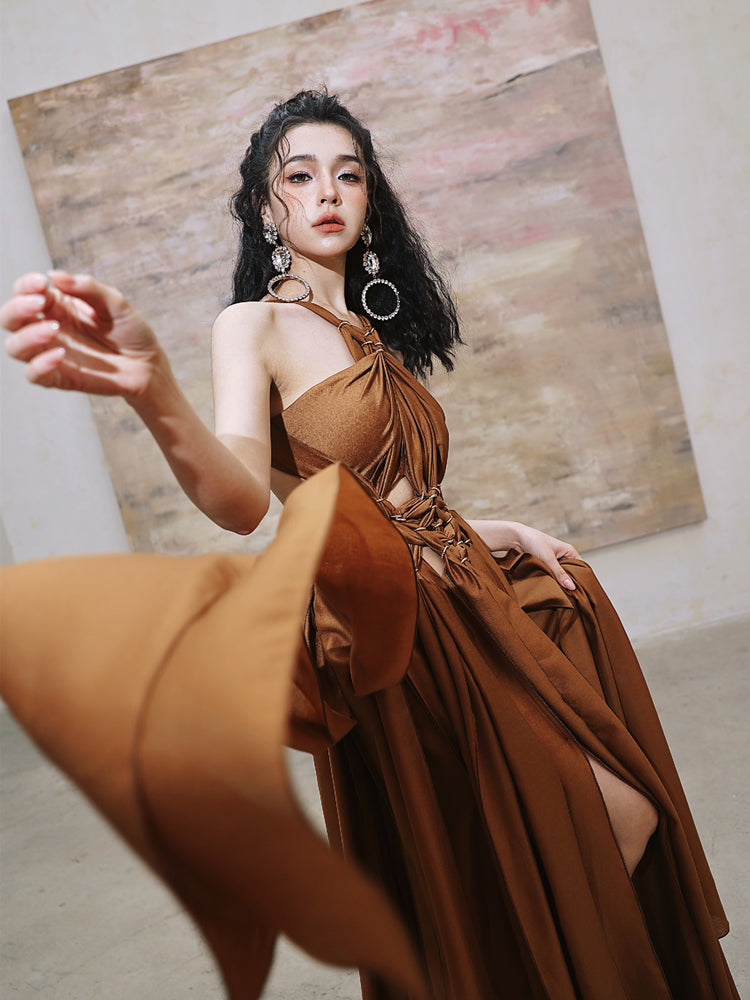 DOLLY Elegant Brown Halter Neck Loose High Waist Pleated Resort Dress-VEe