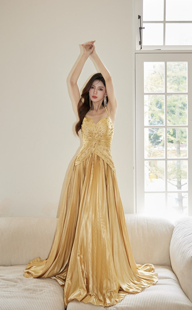 DOLLY Elegant Gold Sleeveless Beaded Pleated Large Swing Dress-GRACIA (V)