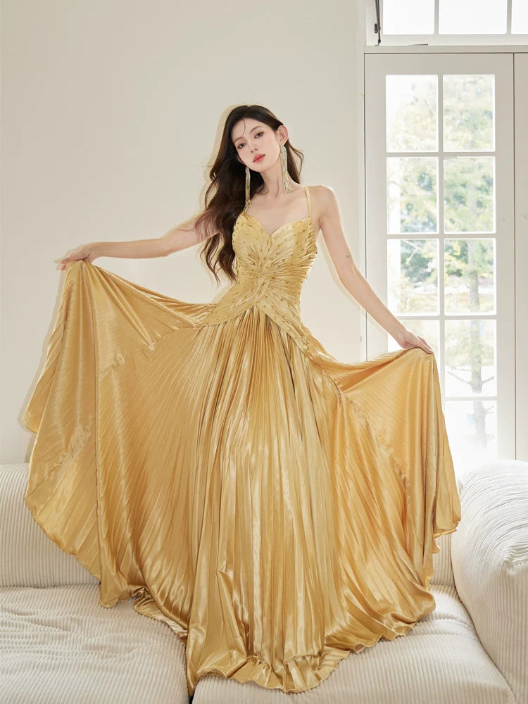DOLLY Elegant Gold Sleeveless Beaded Pleated Large Swing Dress-GRACIA (V)