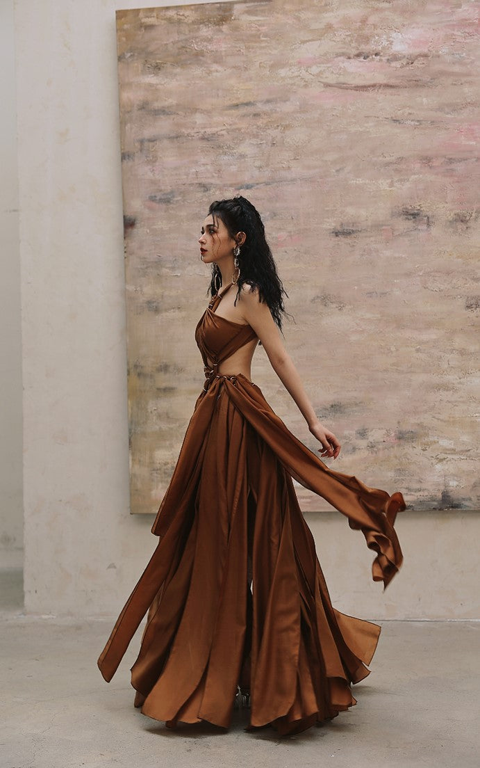 DOLLY Elegant Brown Halter Neck Loose High Waist Pleated Resort Dress-VEe