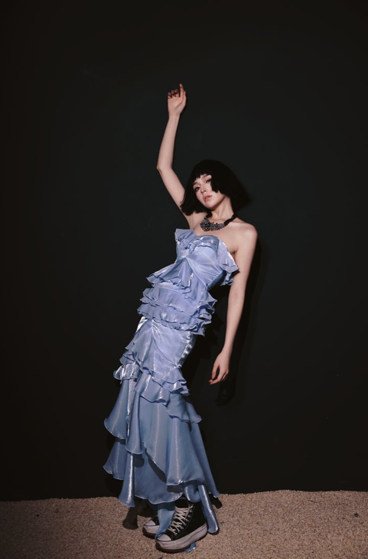 DOLLY High End Blue Chest Wrap Sleeveless Long Slit Ruffle Banquet Dress-MEHEK