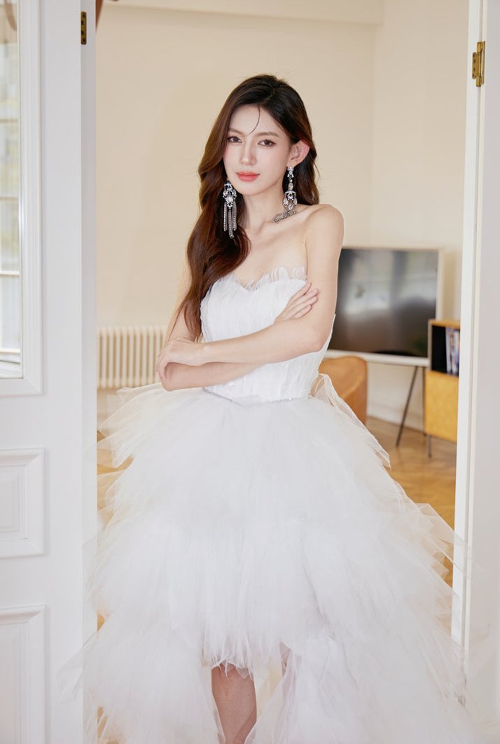 DOLLY Luxury White Feather Tube Top Sleeveless Trail Wedding Dress-ATHINA