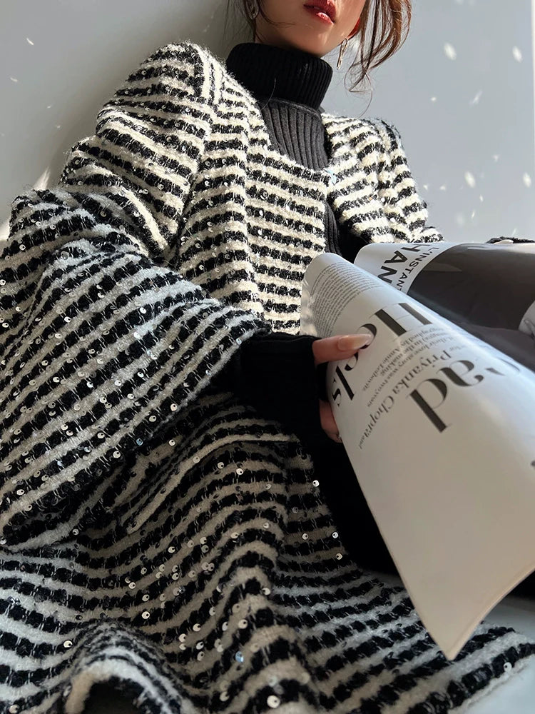 Aconiconi Elegant Black And White Stripe Long Sleeve Long Wool Coat- Quiet Night Flowing Light