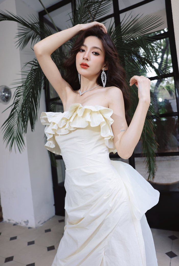 DOLLY Elegant Off White Ruffle Tube Top Long Pleated Wedding Guest Dress-VIVA