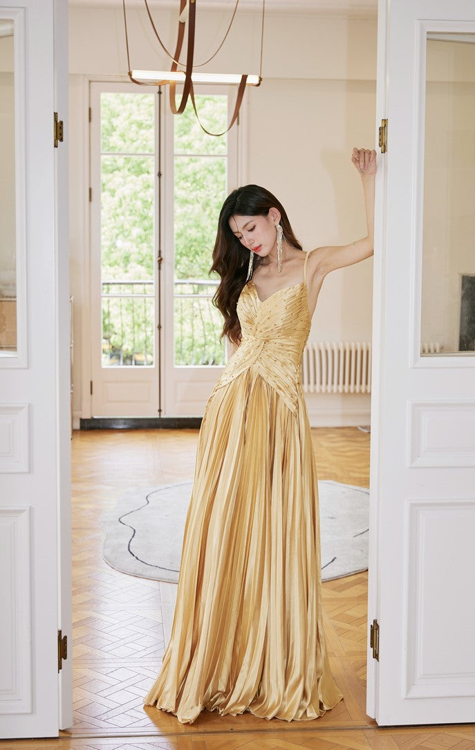 DOLLY Elegant Gold Sleeveless Beaded Pleated Large Swing Dress-GRACIA (V)