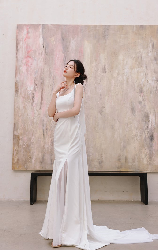 DOLLY Luxury White Graceful Sleeveless Square Collar Wedding Dress-MARY