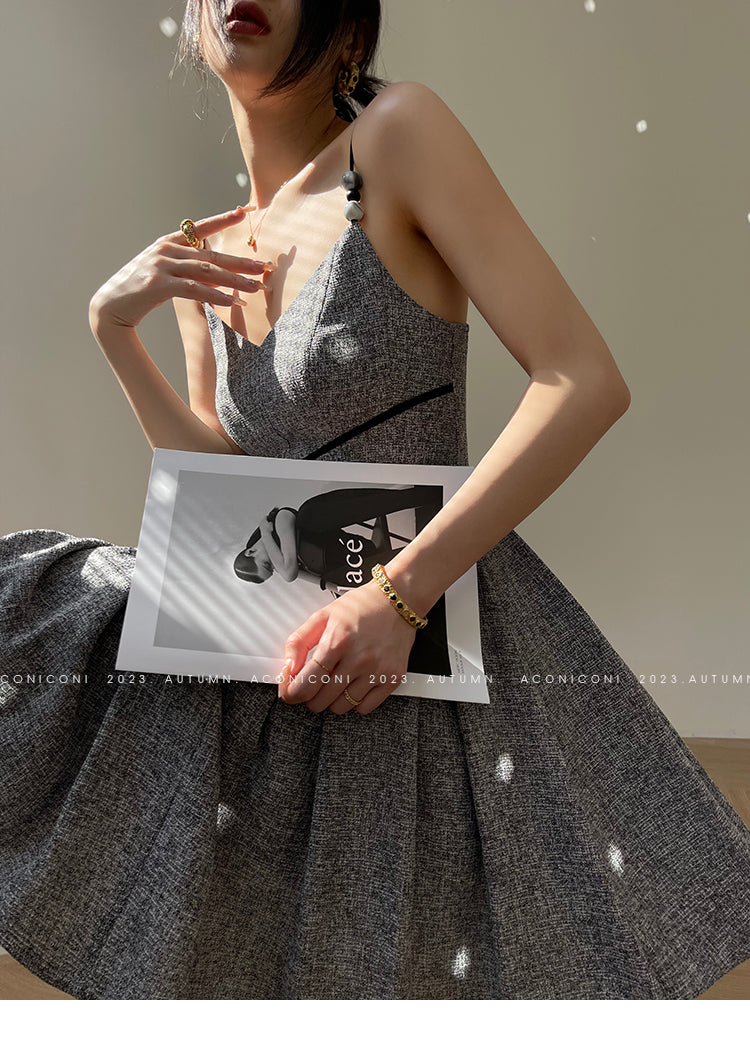 Aconiconi  Elegant gray pleated dress and short jacket - Kawashima Girl