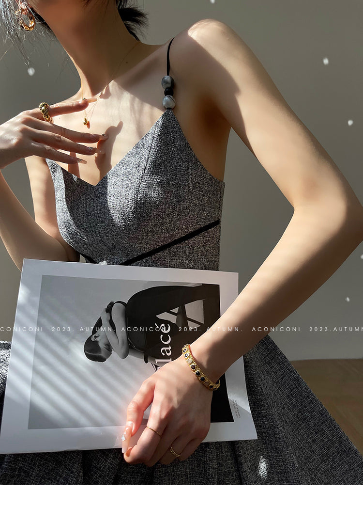 Aconiconi  Elegant gray pleated dress and short jacket - Kawashima Girl