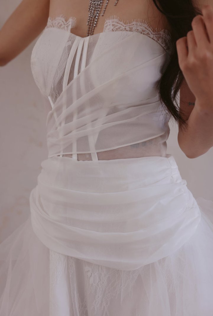 DOLLY Elegant White Two Piece Bandeau Wedding Dress-MUNA