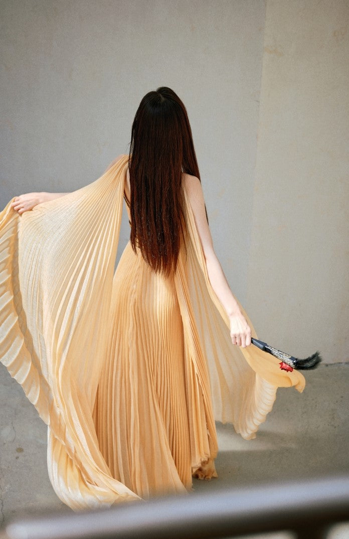 DOLLY High End Sleeveless Halter Shawl Long Pleated evening gown Dress-Linda