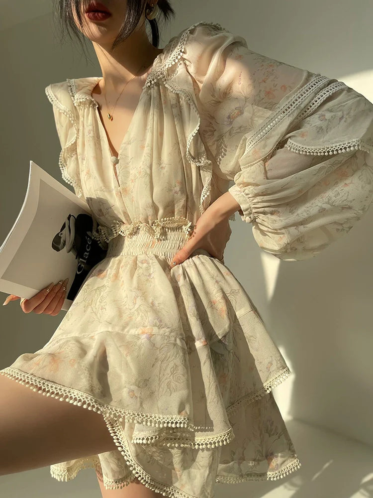 Aconiconi Elegant V-Neck Palace Sleeve Short layered  Dress-Lanshan Qimeng