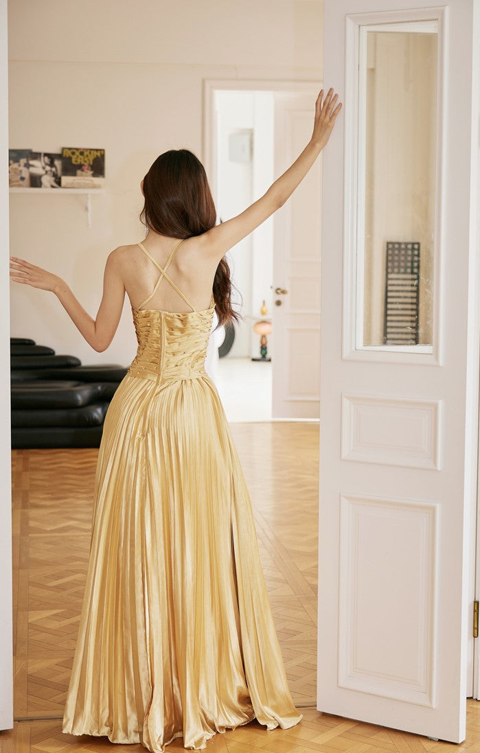 DOLLY Elegant Gold Sleeveless Beaded Pleated Large Swing Dress-GRACIA (V)
