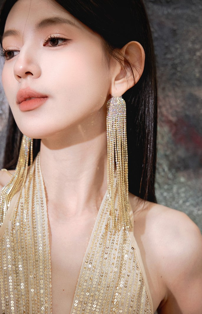 DOLLY Elegant Gold Sleeveless Halter Neck Long Fish Tail Banquet Dress- Carly