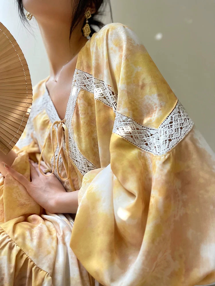 Aconiconi Luxury Yellow V-Neck Print Long Sleeve Loose Resort Dress- Huaye Mucheng