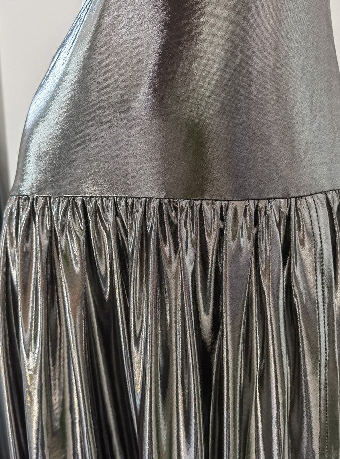 DOLLY High End Liquid Sliver Grey Crew Neck Sleeveless Pleated Street Dress-LEZY
