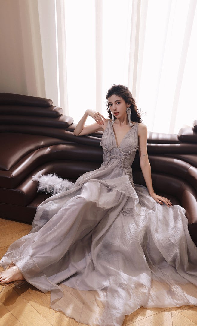DOLLY Elegant Gray V-Neck Sleeveless Pleated Bandage Banquet Dress-MENA