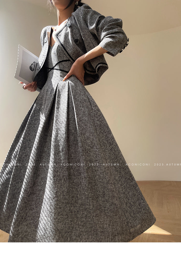 Aconiconi  Elegant gray pleated dress and short jacket - Kawashima Girl