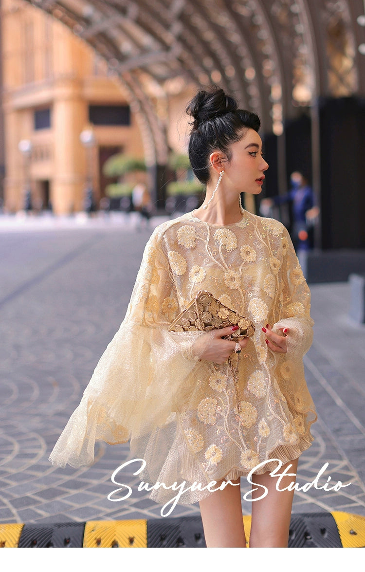 Exquisite Three-dimensional flower cape top + gilt wavy short suit set - Ilyia