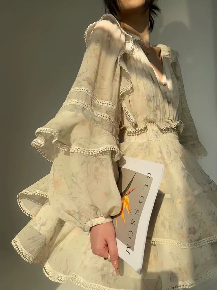 Aconiconi Elegant V-Neck Palace Sleeve Short layered  Dress-Lanshan Qimeng