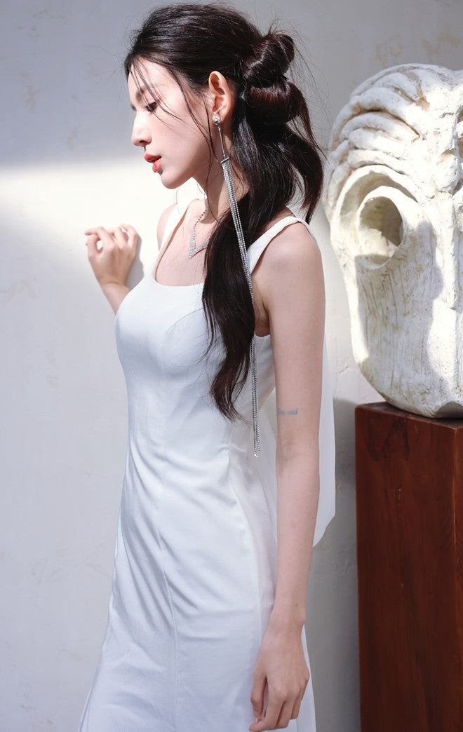 DOLLY Luxury White Graceful Sleeveless Square Collar Wedding Dress-MARY