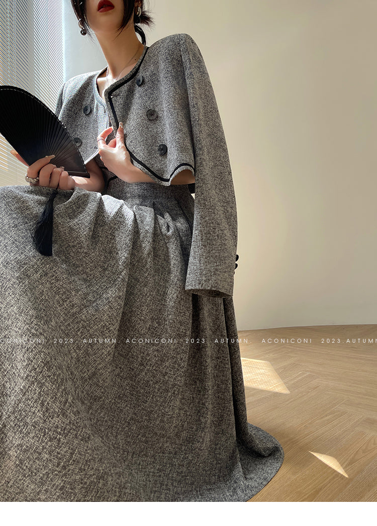 Aconiconi  Elegant gray pleated dress and short jacket - Kawashima Girl
