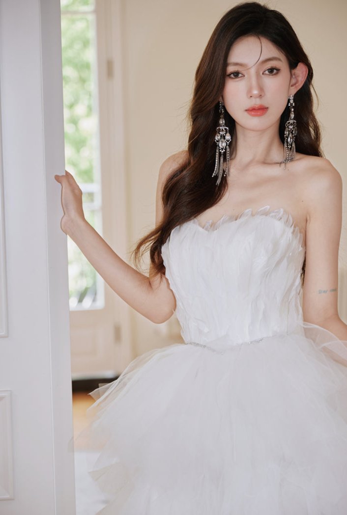 DOLLY Luxury White Feather Tube Top Sleeveless Trail Wedding Dress-ATHINA