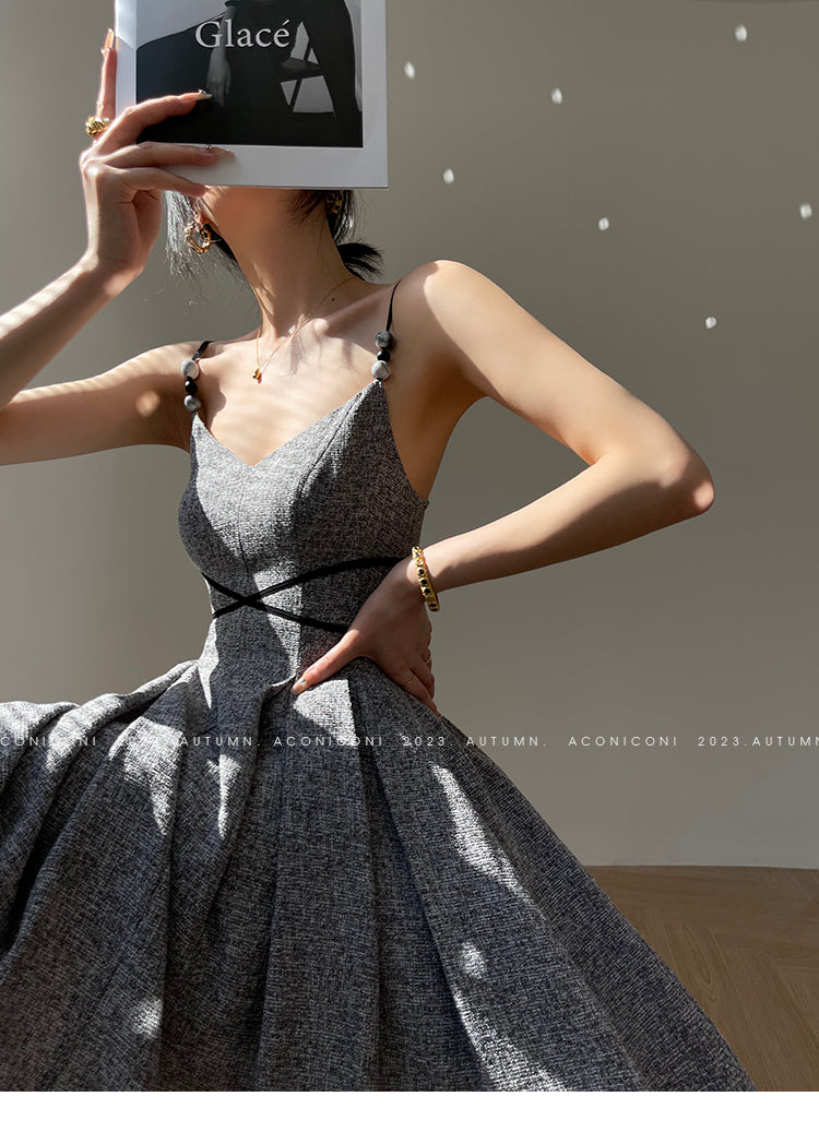 Aconiconi  Elegant gray pleated dress and short jacket - Kawashima Girl