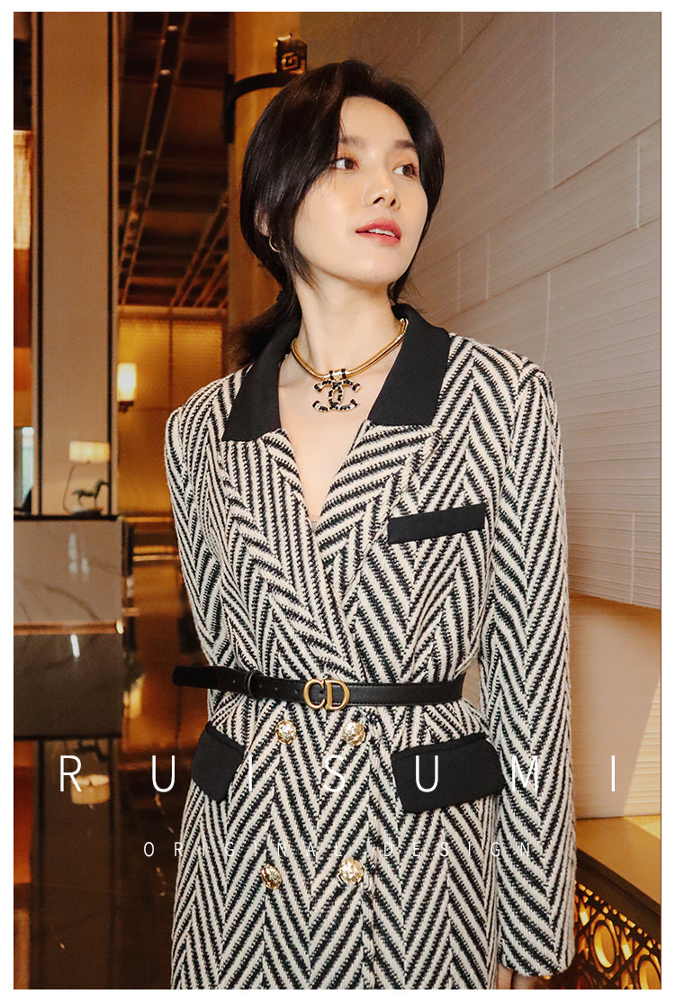 Design sense niche high-end black and white herringbone stitching classic suit collar long coat- Duli