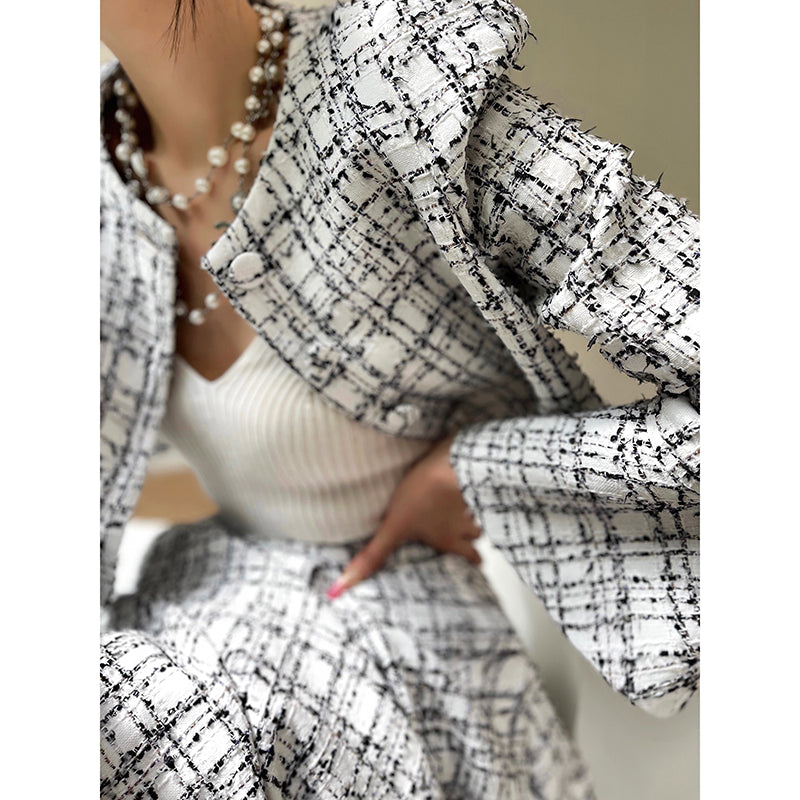 Aconiconi High-end tweed short coat +  high-waist skirt two-piece set - Milan Wilderness