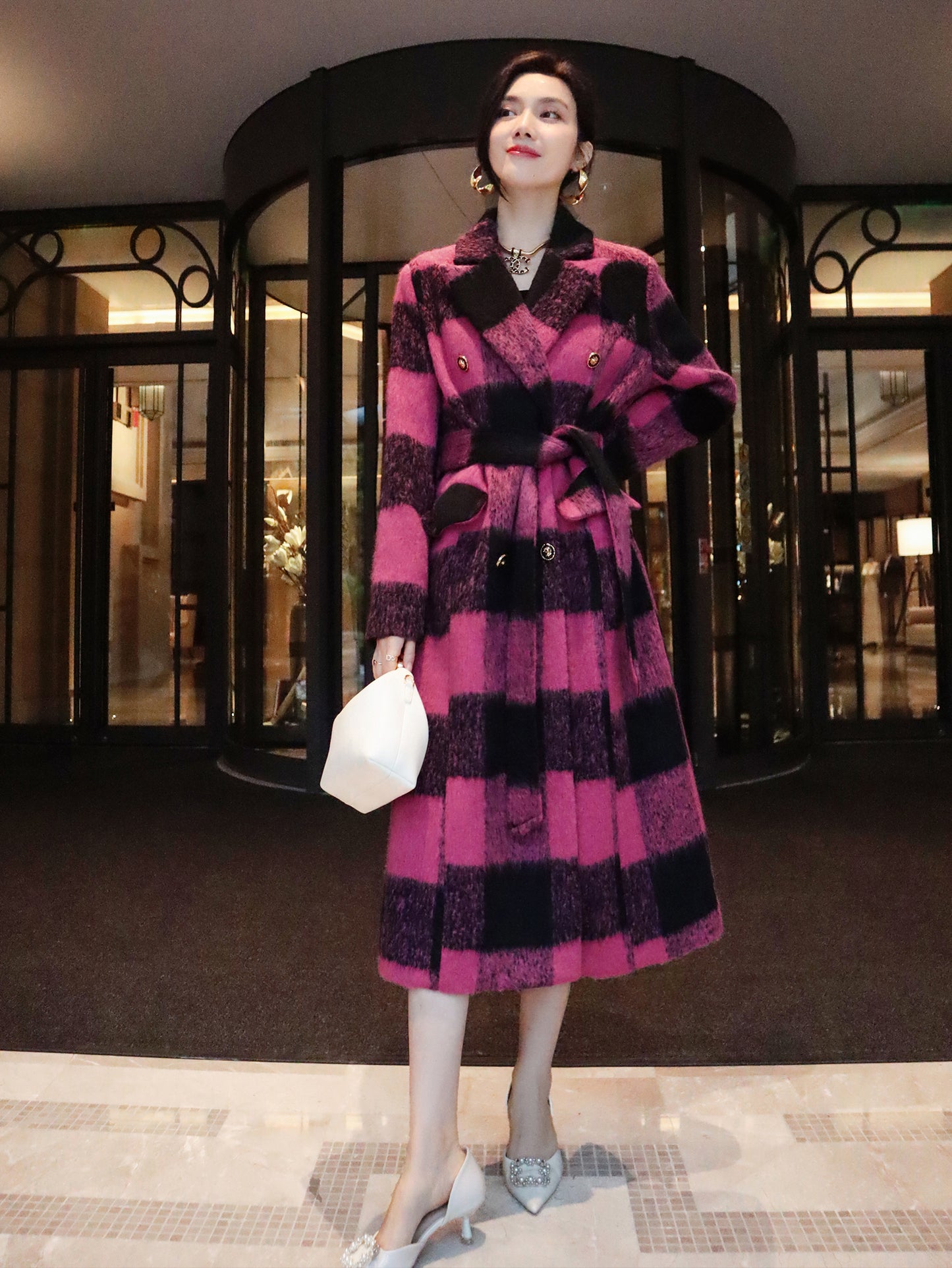 Winter New Design Sense Contrasting Pink Black Plaid Retro Wool Coat Double-breasted Long Coat- Cochela