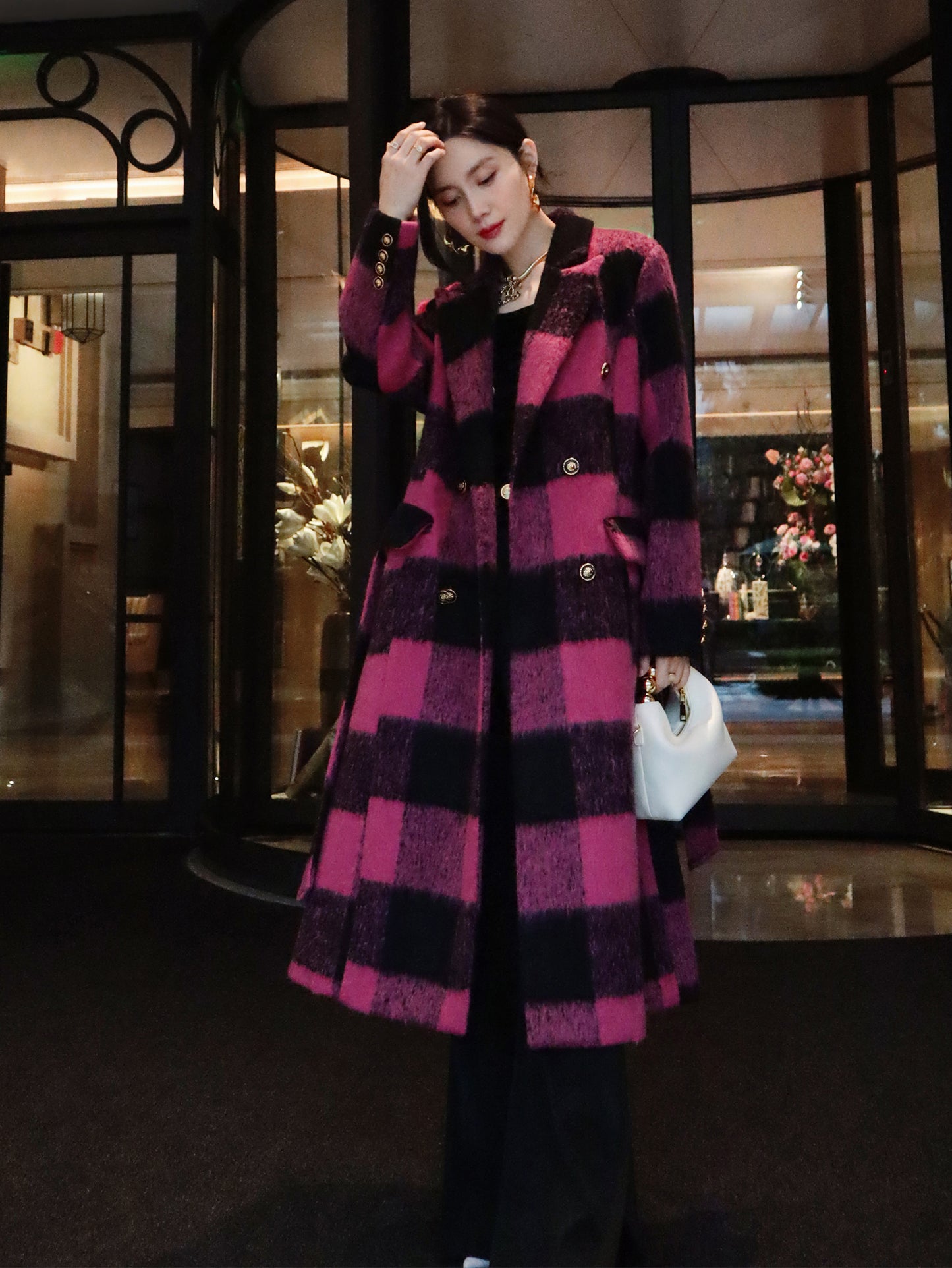 Winter New Design Sense Contrasting Pink Black Plaid Retro Wool Coat Double-breasted Long Coat- Cochela