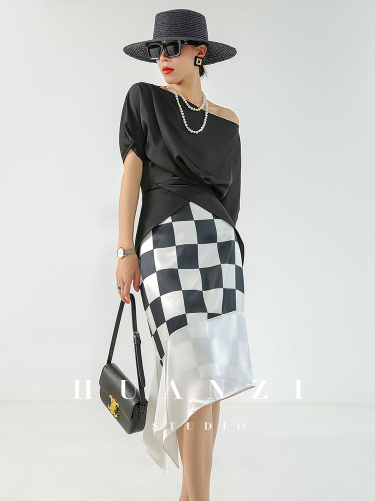 Huanzi custom triacetic acid silk checkerboard irregular black and white skirt - Rota