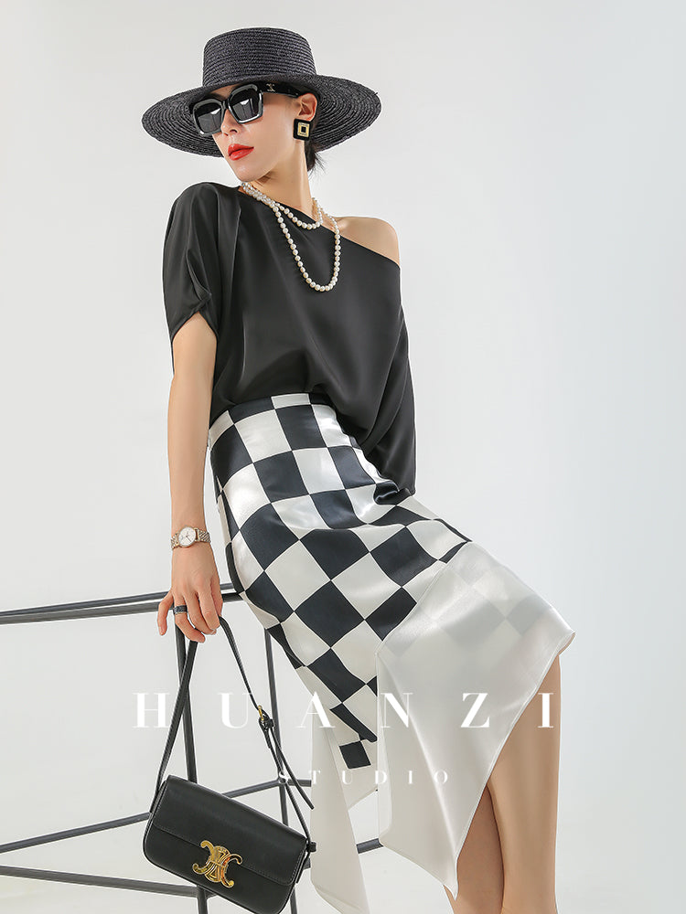 Huanzi custom triacetic acid silk checkerboard irregular black and white skirt - Rota