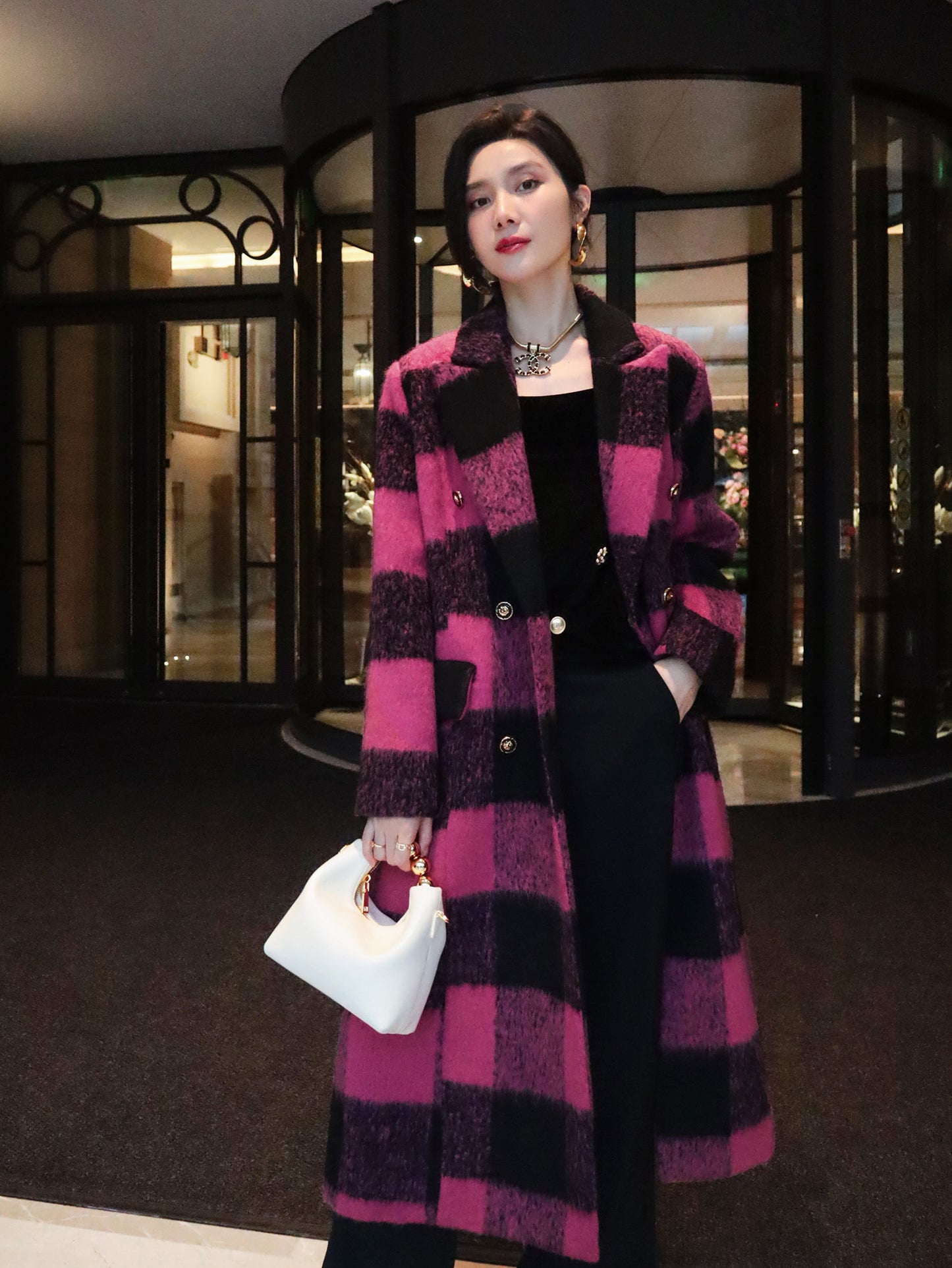 Winter New Design Sense Contrasting Pink Black Plaid Retro Wool Coat Double-breasted Long Coat- Cochela