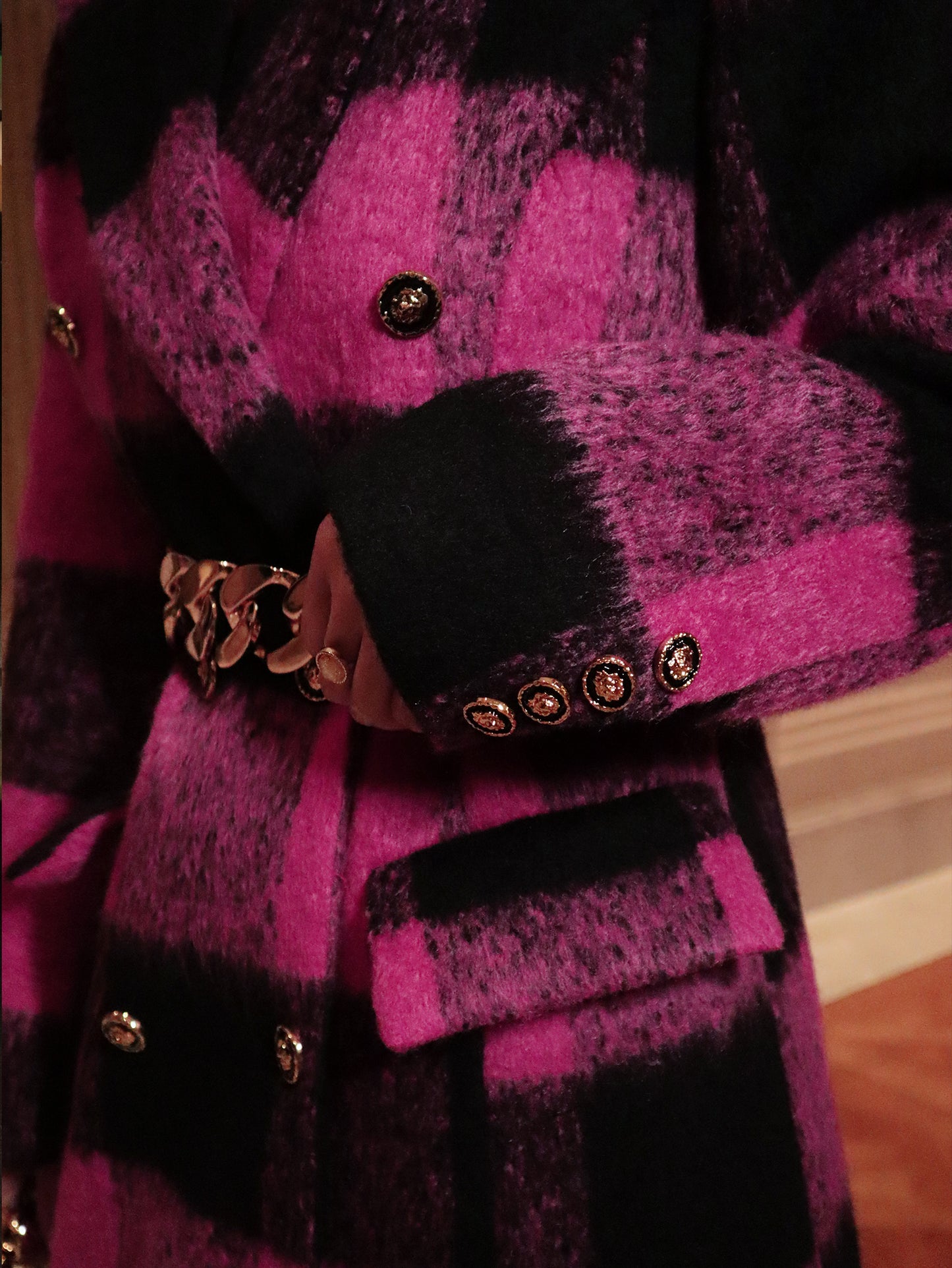 Winter New Design Sense Contrasting Pink Black Plaid Retro Wool Coat Double-breasted Long Coat- Cochela