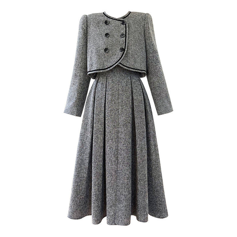 Aconiconi  Elegant gray pleated dress and short jacket - Kawashima Girl