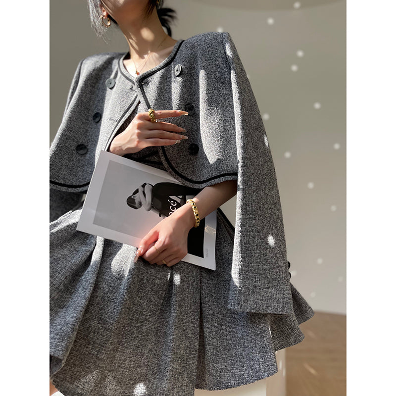 Aconiconi  Elegant gray pleated dress and short jacket - Kawashima Girl