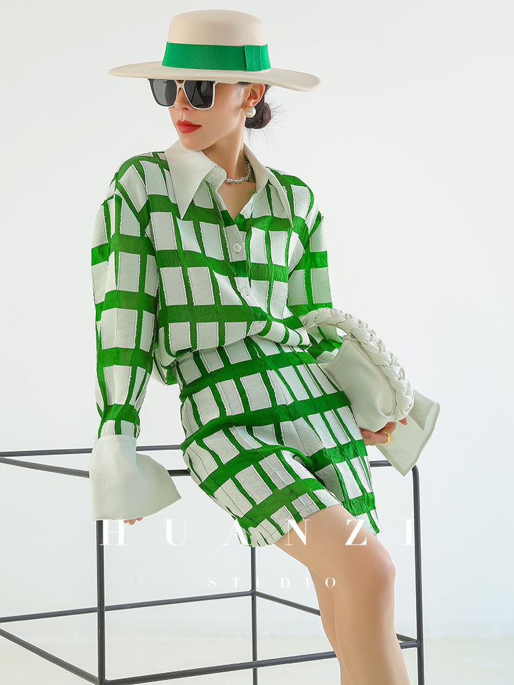 Huanzi jacquard plaid brushed green high waist short shirt - Guk