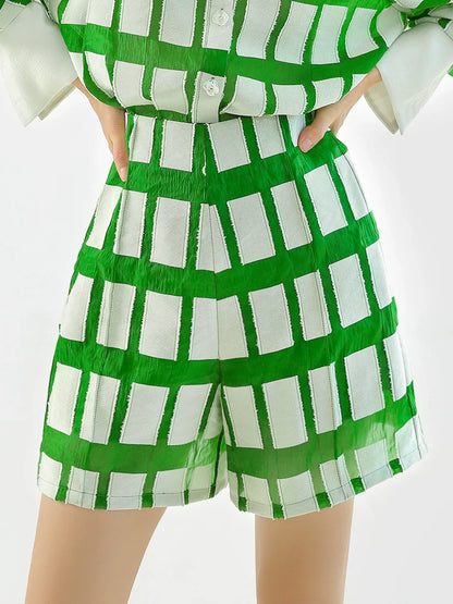 Huanzi jacquard plaid brushed green high waist short shirt - Guk