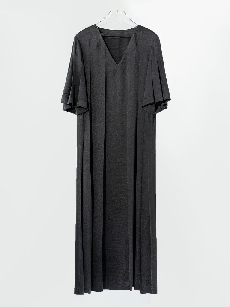 Huanzi high-end satin black V-neck slim pleated dress - Nigoi