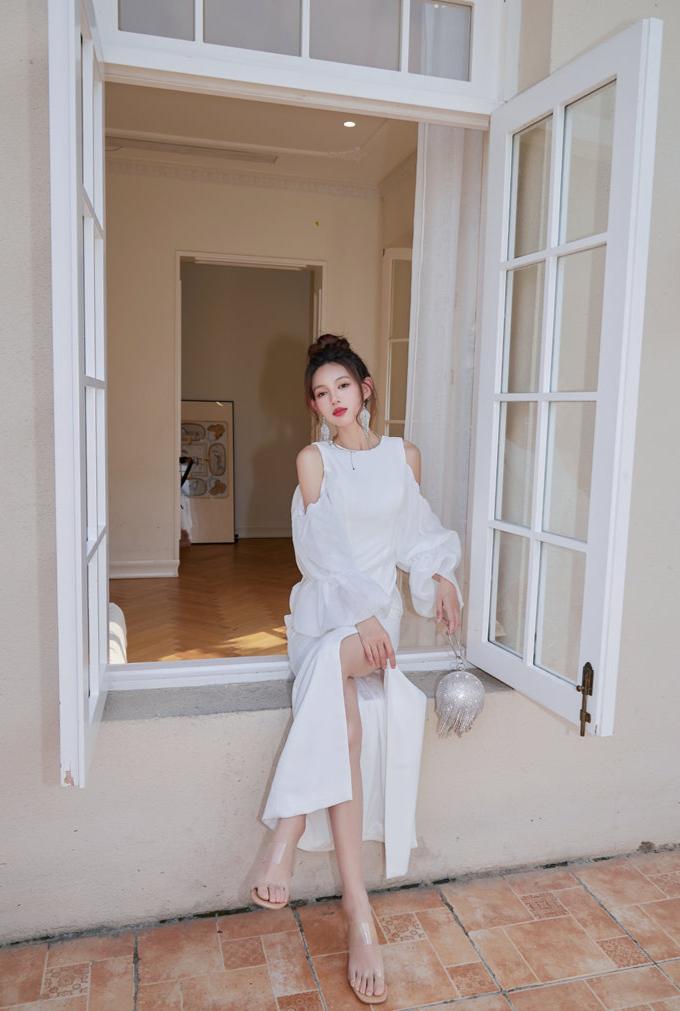 DOLLY Elegant White Retro Style Crew Neck Bubble Sleeves Long Slit Dress-RAIN