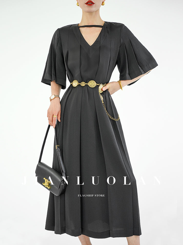 Huanzi high-end satin black V-neck slim pleated dress - Nigoi