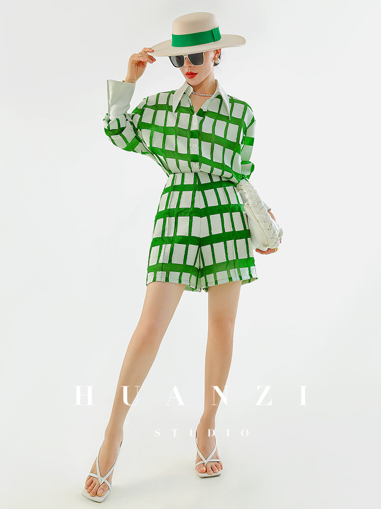 Huanzi jacquard plaid brushed green high waist short shirt - Guk